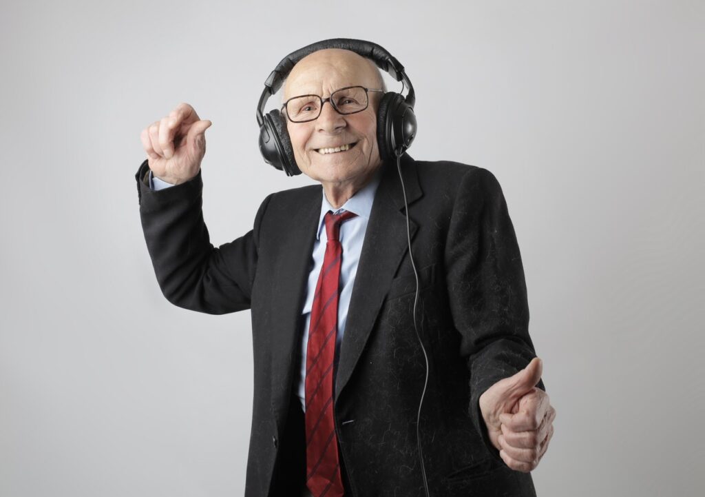 Staying Active Duiring Retirement - Part 3/4 3 Stay active